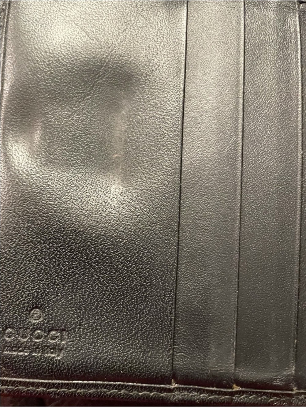 Gucci Black Leather Wallet with Silver G Buckle - Picture 7 of 9